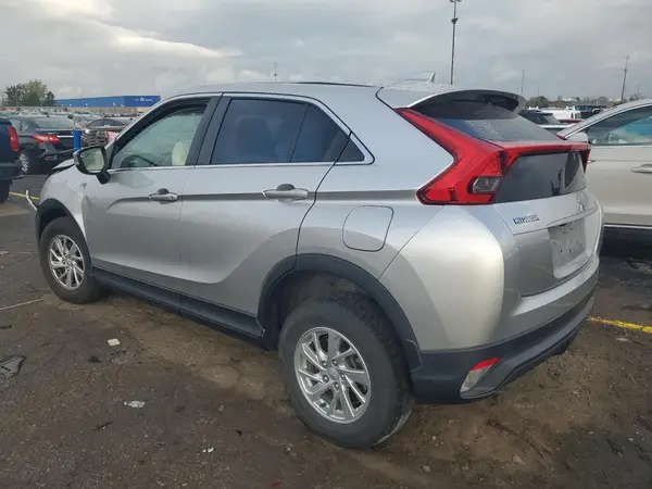 JA4AT3AA3KZ040635 2019 MITSUBISHI ECLIPSE CROSS - Image 2