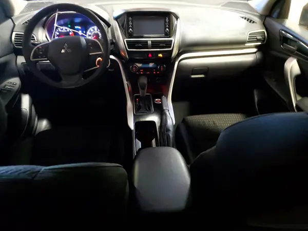 JA4AT3AA3KZ048427 2019 MITSUBISHI ECLIPSE CROSS - Image 8