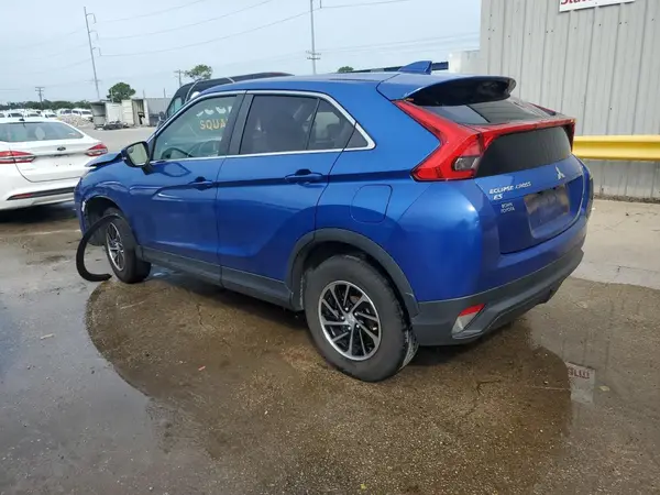 JA4AT3AA3LZ015039 2020 MITSUBISHI ECLIPSE CROSS - Image 2