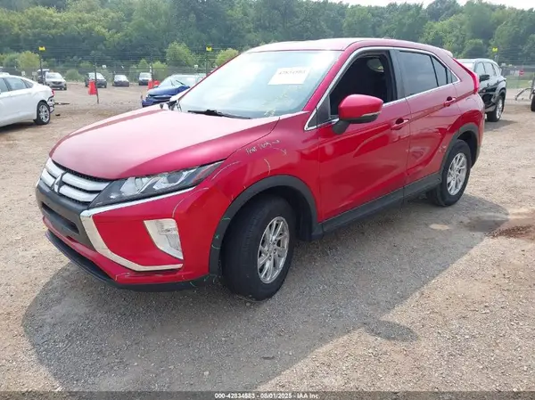 JA4AT3AA4KZ015808 2019 MITSUBISHI ECLIPSE CROSS - Image 2