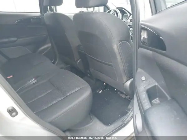 JA4AT3AA4KZ029305 2019 MITSUBISHI ECLIPSE CROSS - Image 8