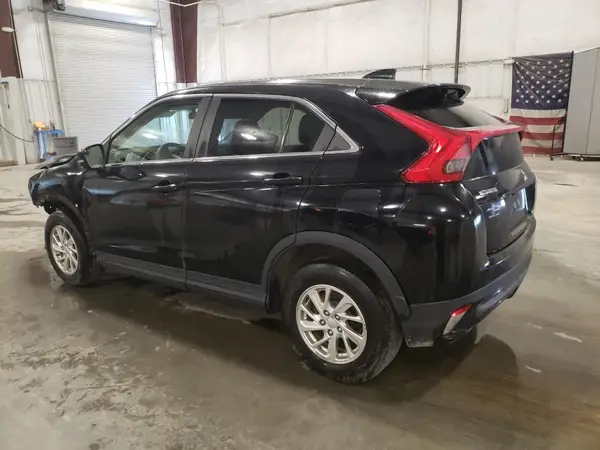 JA4AT3AA4KZ049974 2019 MITSUBISHI ECLIPSE CROSS - Image 2