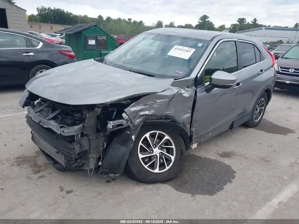 JA4AT3AA4LZ036112 2020 MITSUBISHI ECLIPSE CROSS - Image 2