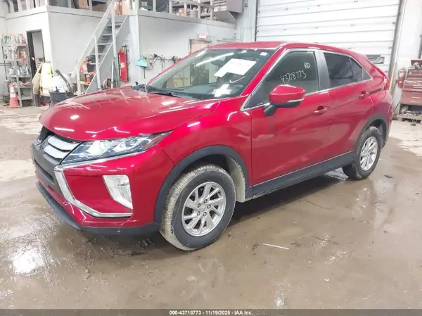 JA4AT3AA5KZ002789 2019 MITSUBISHI ECLIPSE CROSS - Image 2