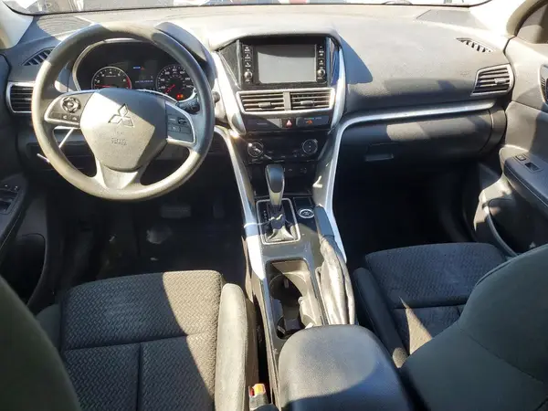 JA4AT3AA5KZ013811 2019 MITSUBISHI ECLIPSE CROSS - Image 8