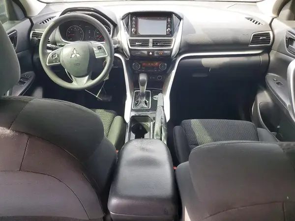 JA4AT3AA5KZ031466 2019 MITSUBISHI ECLIPSE CROSS - Image 8
