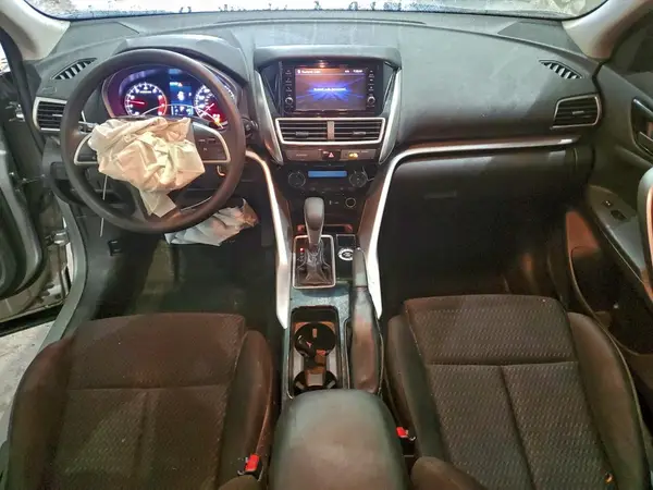 JA4AT3AA5KZ031922 2019 MITSUBISHI ECLIPSE CROSS - Image 8