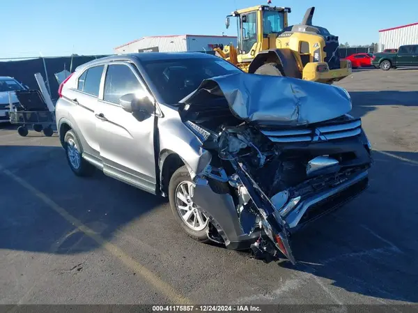 JA4AT3AA5KZ032326 2019 MITSUBISHI ECLIPSE CROSS - Image 1
