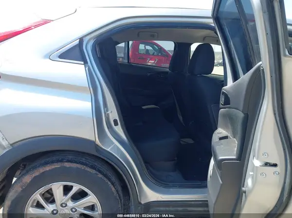 JA4AT3AA5KZ033248 2019 MITSUBISHI ECLIPSE CROSS - Image 8