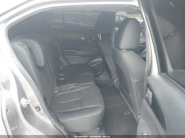 JA4AT3AA5KZ033427 2019 MITSUBISHI ECLIPSE CROSS - Image 8