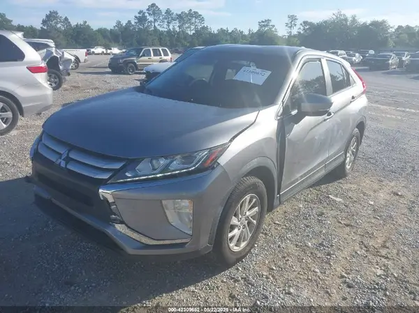 JA4AT3AA5KZ033671 2019 MITSUBISHI ECLIPSE CROSS - Image 2