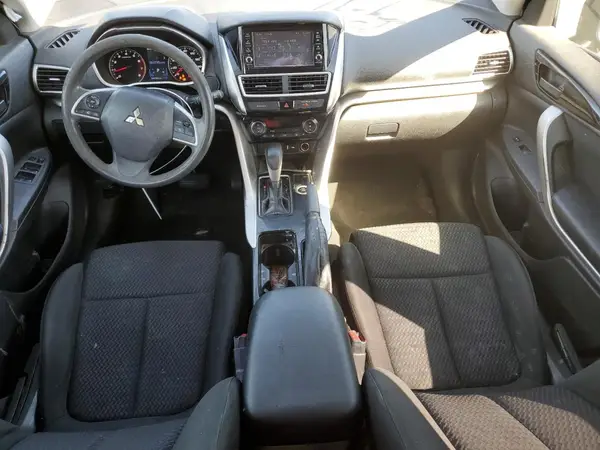 JA4AT3AA5KZ050227 2019 MITSUBISHI ECLIPSE CROSS - Image 8