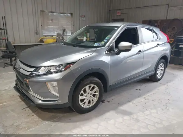 JA4AT3AA6JZ046394 2018 MITSUBISHI ECLIPSE CROSS - Image 2