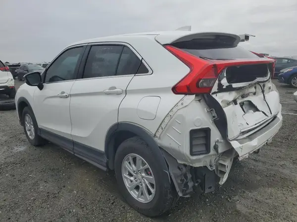 JA4AT3AA6JZ064202 2018 MITSUBISHI ECLIPSE CROSS - Image 2