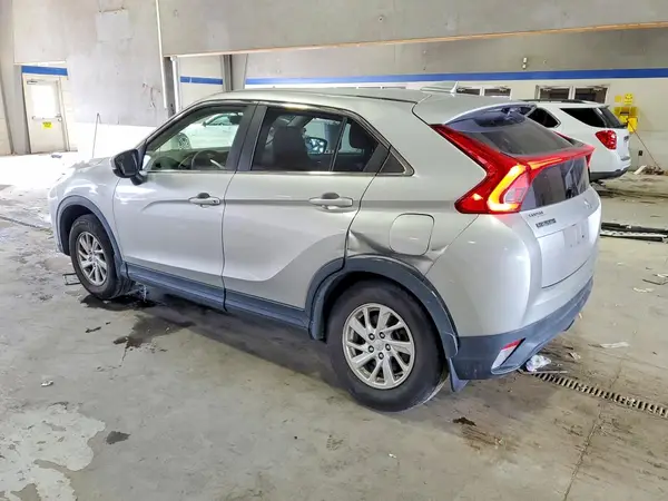 JA4AT3AA6KZ001778 2019 MITSUBISHI ECLIPSE CROSS - Image 2