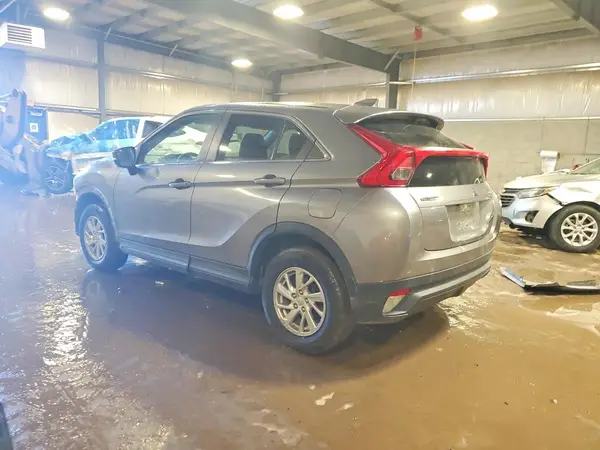 JA4AT3AA6KZ023490 2019 MITSUBISHI ECLIPSE CROSS - Image 2