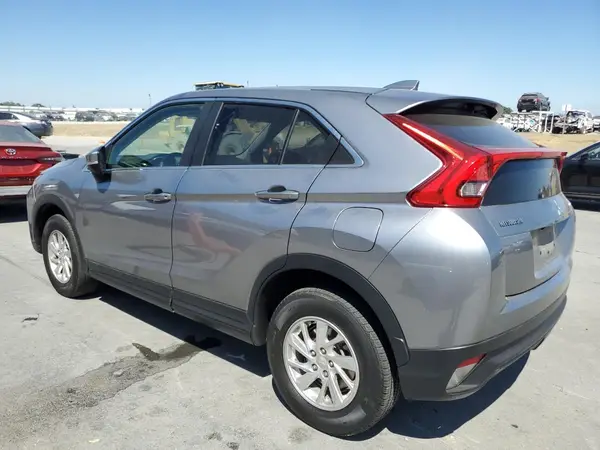 JA4AT3AA6KZ030083 2019 MITSUBISHI ECLIPSE CROSS - Image 2