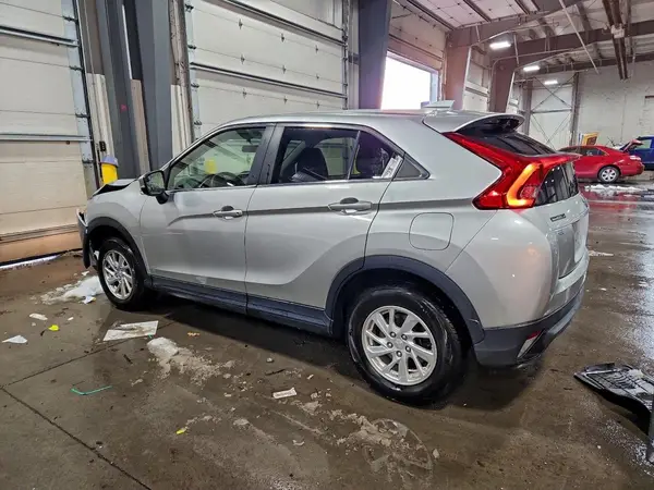 JA4AT3AA6KZ030343 2019 MITSUBISHI ECLIPSE CROSS - Image 2