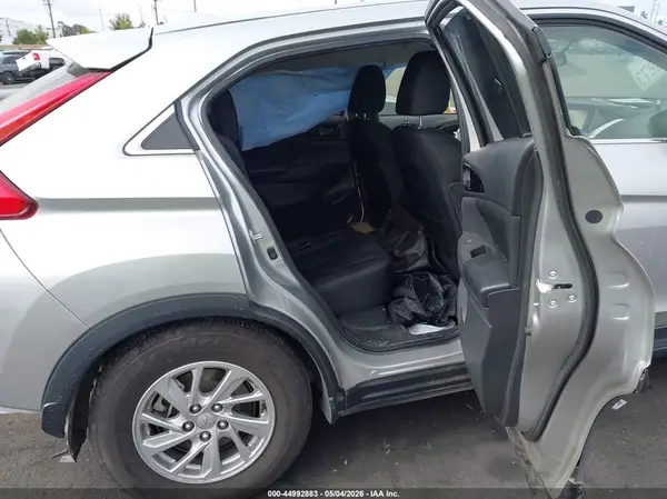 JA4AT3AA6KZ040502 2019 MITSUBISHI ECLIPSE CROSS - Image 8