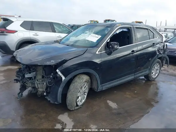 JA4AT3AA6KZ052780 2019 MITSUBISHI ECLIPSE CROSS - Image 2