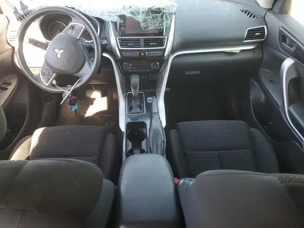 JA4AT3AA6LZ005833 2020 MITSUBISHI ECLIPSE CROSS - Image 8