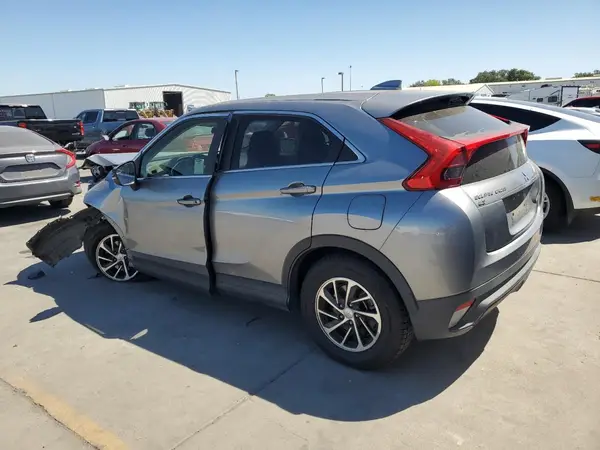 JA4AT3AA6LZ021644 2020 MITSUBISHI ECLIPSE CROSS - Image 2