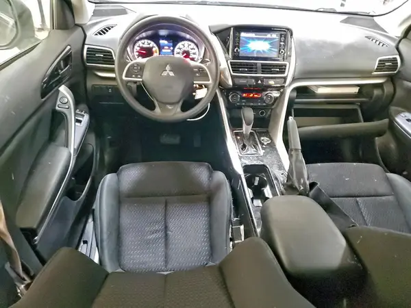 JA4AT3AA6LZ024480 2020 MITSUBISHI ECLIPSE CROSS - Image 8