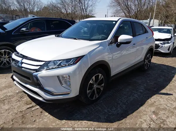 JA4AT3AA6LZ600326 2020 MITSUBISHI ECLIPSE CROSS - Image 2