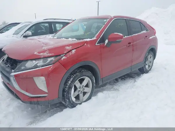 JA4AT3AA7JZ617827 2018 MITSUBISHI ECLIPSE CROSS - Image 2