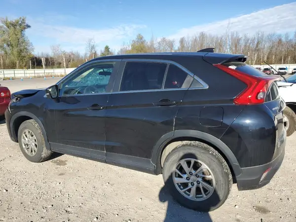 JA4AT3AA7KZ003605 2019 MITSUBISHI ECLIPSE CROSS - Image 2