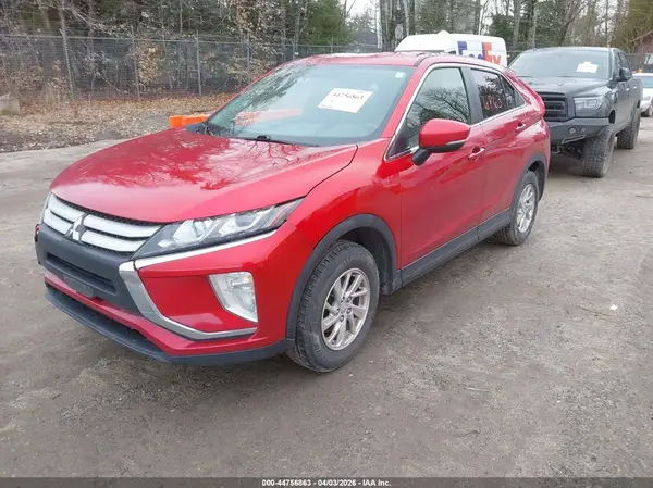 JA4AT3AA7KZ009386 2019 MITSUBISHI ECLIPSE CROSS - Image 2