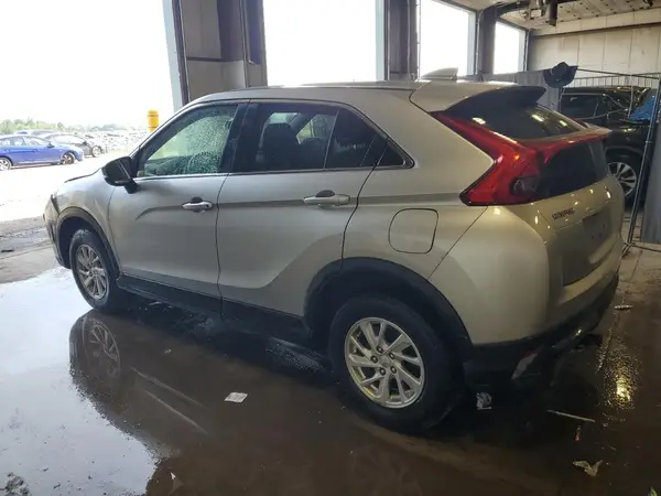 JA4AT3AA7KZ029363 2019 MITSUBISHI ECLIPSE CROSS - Image 2