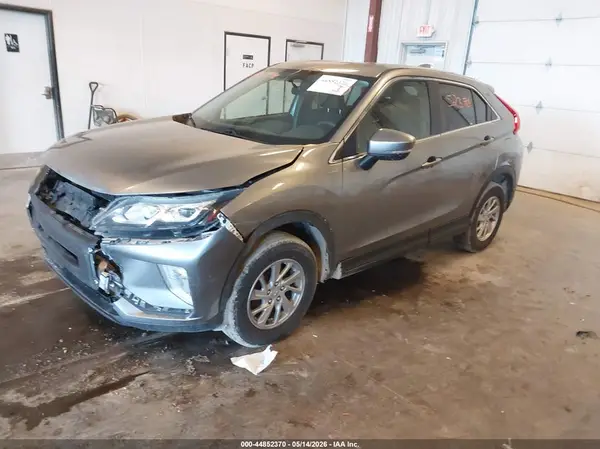 JA4AT3AA7KZ032537 2019 MITSUBISHI ECLIPSE CROSS - Image 2