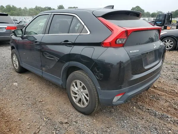 JA4AT3AA7KZ033848 2019 MITSUBISHI ECLIPSE CROSS - Image 2