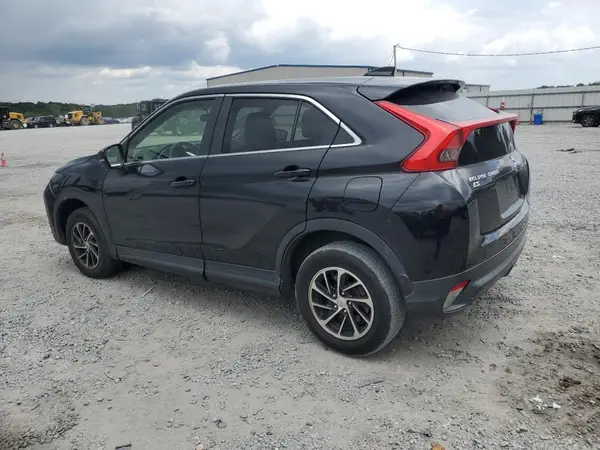JA4AT3AA7LZ031132 2020 MITSUBISHI ECLIPSE CROSS - Image 2