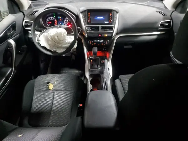 JA4AT3AA8KZ003354 2019 MITSUBISHI ECLIPSE CROSS - Image 8