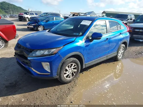 JA4AT3AA8KZ023426 2019 MITSUBISHI ECLIPSE CROSS - Image 2