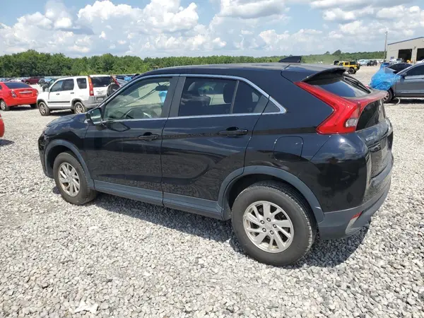JA4AT3AA8KZ030537 2019 MITSUBISHI ECLIPSE CROSS - Image 2