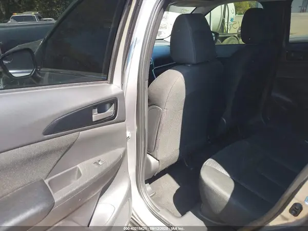 JA4AT3AA8KZ040615 2019 MITSUBISHI ECLIPSE CROSS - Image 8
