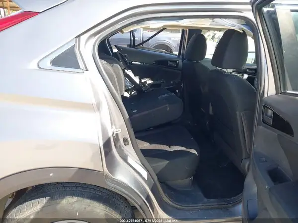 JA4AT3AA8LZ001895 2020 MITSUBISHI ECLIPSE CROSS - Image 8