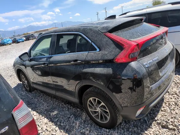 JA4AT3AA8LZ007521 2020 MITSUBISHI ECLIPSE CROSS - Image 2