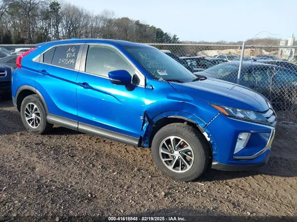 JA4AT3AA8LZ036372 2020 MITSUBISHI ECLIPSE CROSS - Image 1
