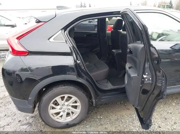 JA4AT3AA9KZ030577 2019 MITSUBISHI ECLIPSE CROSS - Image 8