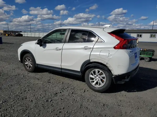 JA4AT3AA9KZ040770 2019 MITSUBISHI ECLIPSE CROSS - Image 2