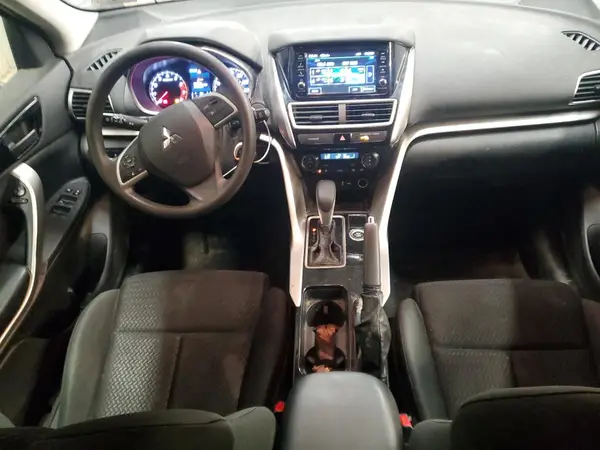 JA4AT3AA9KZ045807 2019 MITSUBISHI ECLIPSE CROSS - Image 8
