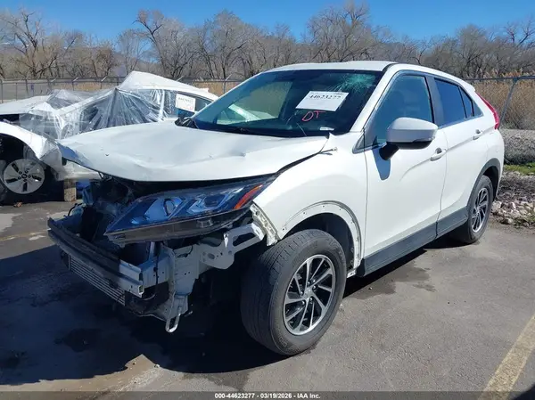 JA4AT3AA9LZ005891 2020 MITSUBISHI ECLIPSE CROSS - Image 2