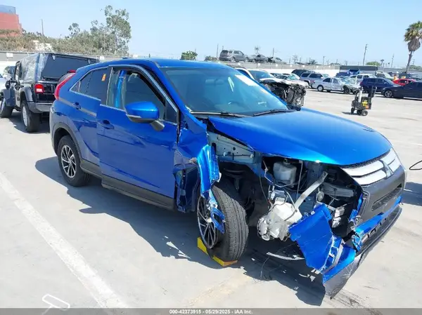 JA4AT3AA9LZ035442 2020 MITSUBISHI ECLIPSE CROSS - Image 1