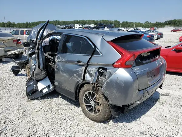 JA4AT3AA9LZ039619 2020 MITSUBISHI ECLIPSE CROSS - Image 2