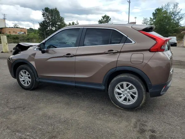 JA4AT3AAXKZ030877 2019 MITSUBISHI ECLIPSE CROSS - Image 2