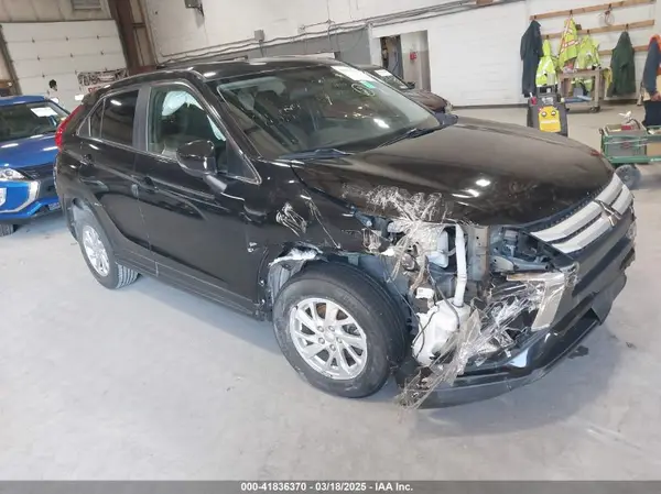 JA4AT3AAXKZ032211 2019 MITSUBISHI ECLIPSE CROSS - Image 1